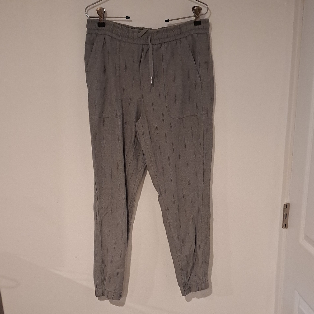 Athleta Gray Jogger Sweatpants with Tapered Legs Size 10